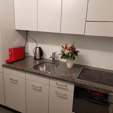 La Riva Apartment *